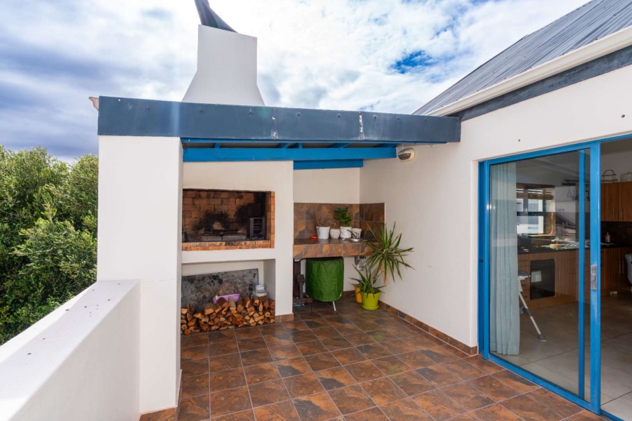 3 Bedroom Property for Sale in Blue Lagoon Western Cape